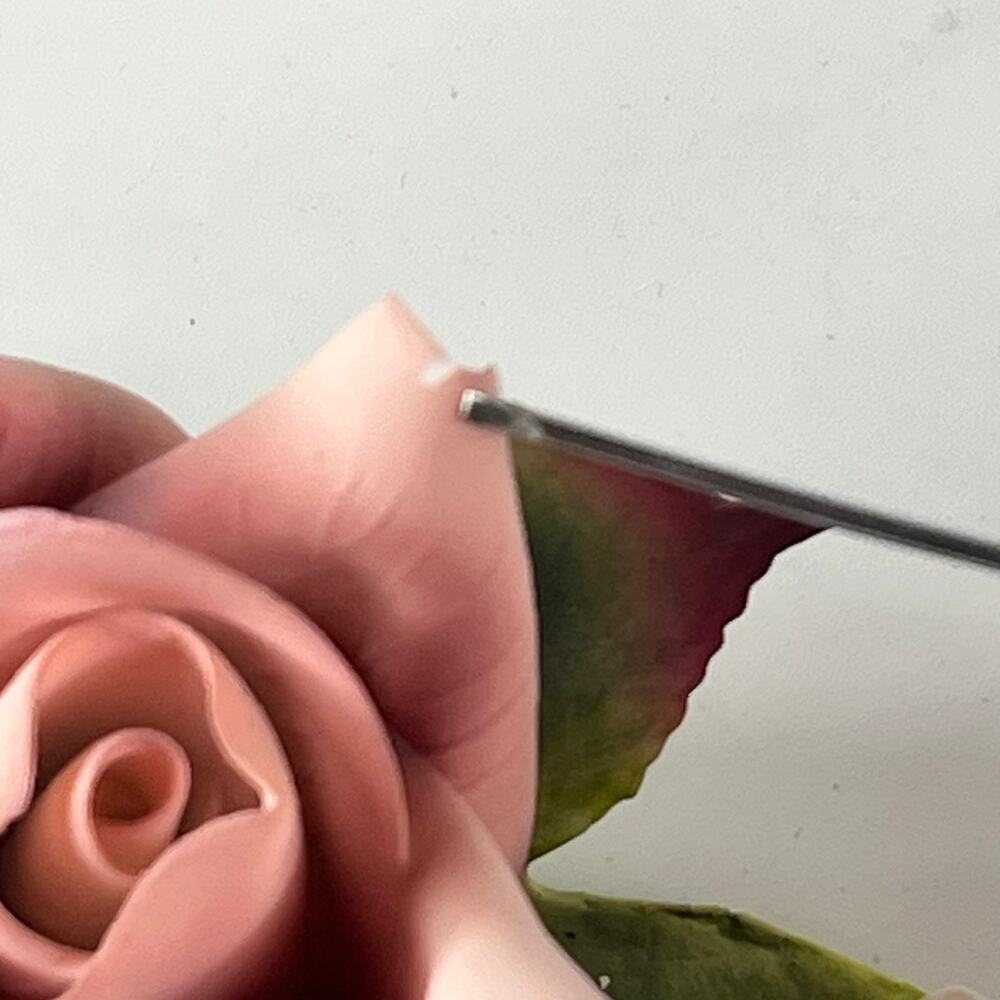 Enesco Porcelain Dusty Pink Rose Flower Figurine 2" CHIPPED Forever Gift Bisque - Picture 8 of 10